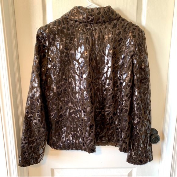 ERIN LONDON Faux Fur Leopard Print Jacket—SZ. Lg - Picture 7 of 15